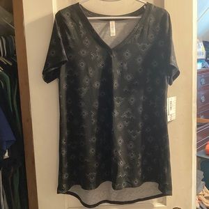 NWT LuLaRoe S Christy V-Neck Tee